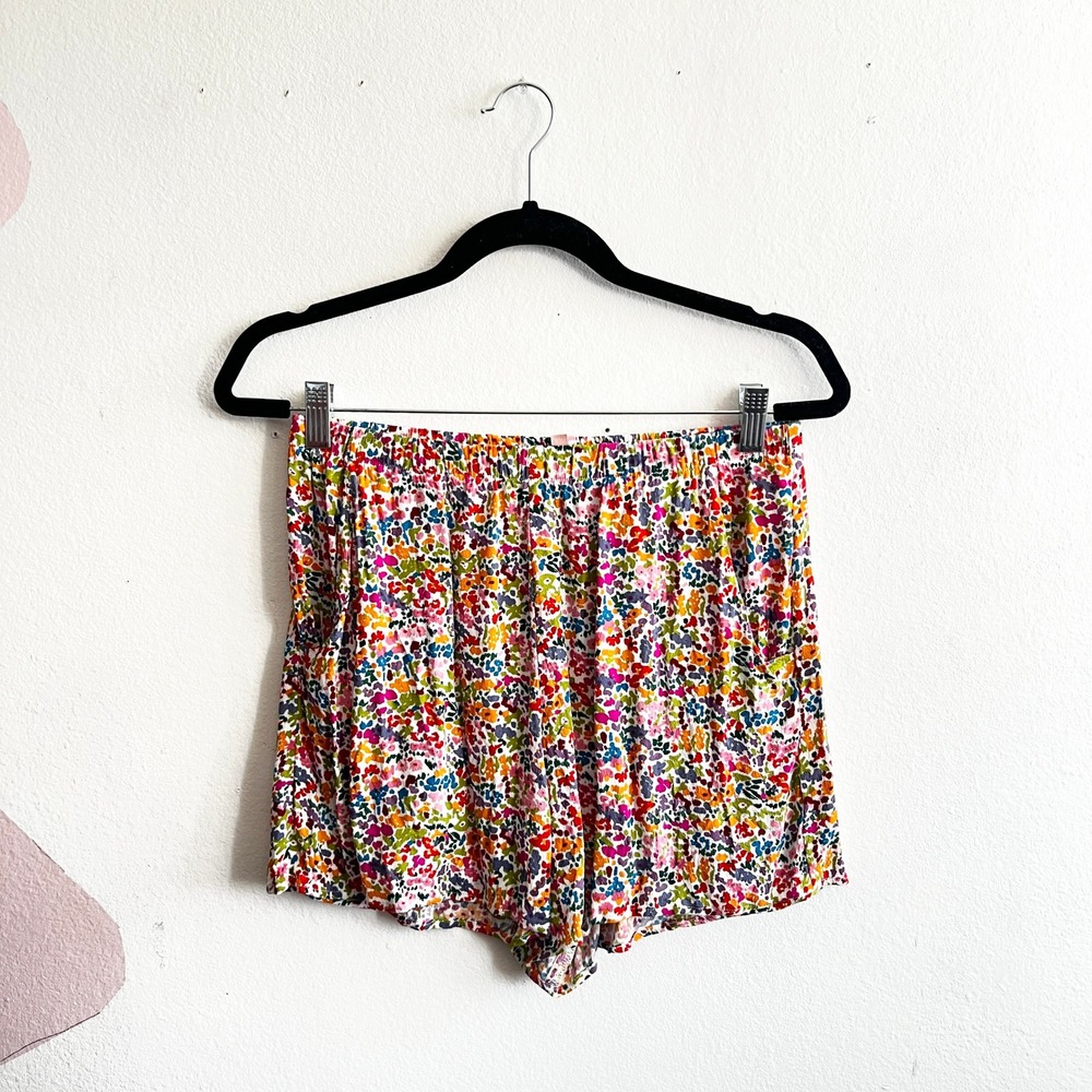Show Me Your Mumu Floral Shorts Size Medium Romantic Vacation Beach